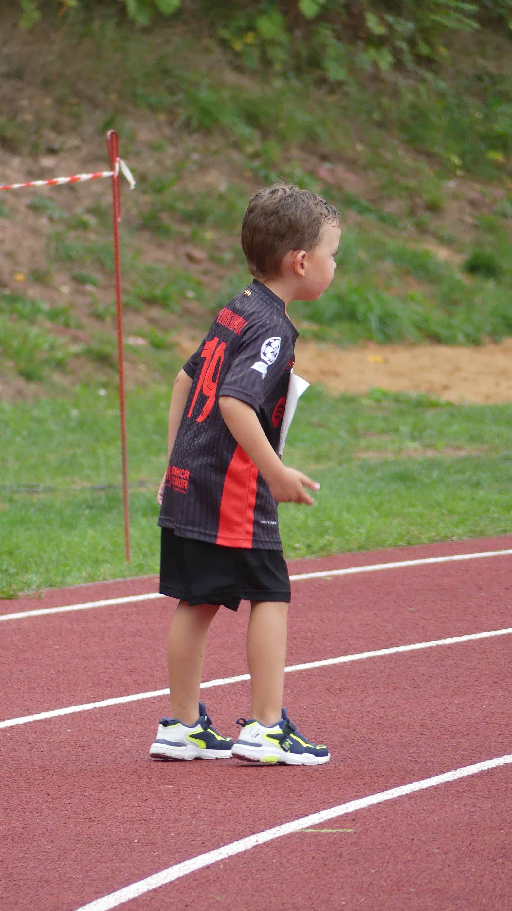 Bild vom 15. Benefizlauf im Jahr 2025. Dies ist das 451. Bild.